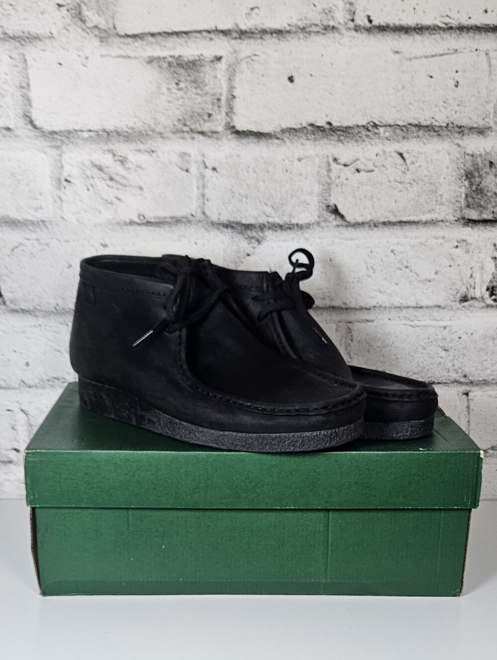 Clarks Originals Mens Size 9 Black Leather Wallabee Chukka Boots Crepe Sole